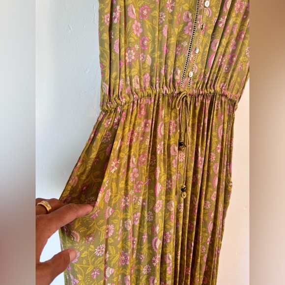 Spell and the Gypsy jumpsuit (Dahlia) size small - Picture 7 of 9